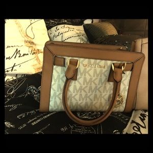 MK purse